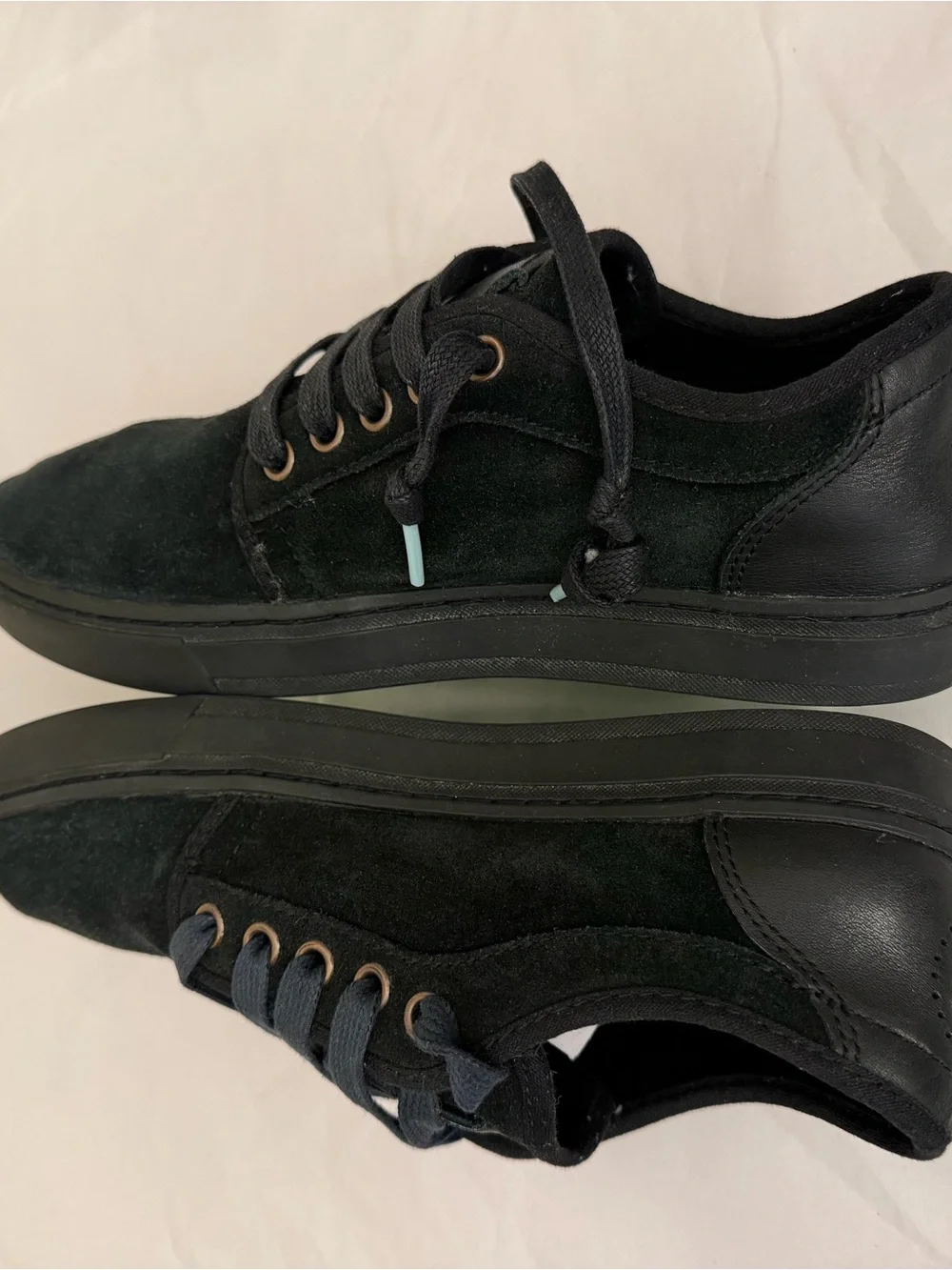 Satorisan Men's Black Suede & leather low-Profile Skate Sneakers Sz 5.5